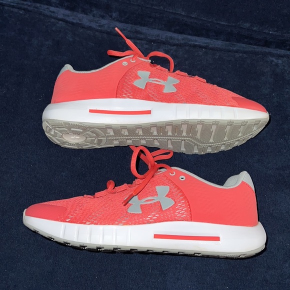 Womens UA Micro G Pursuit BP shoes size 9.5 - Picture 4 of 6